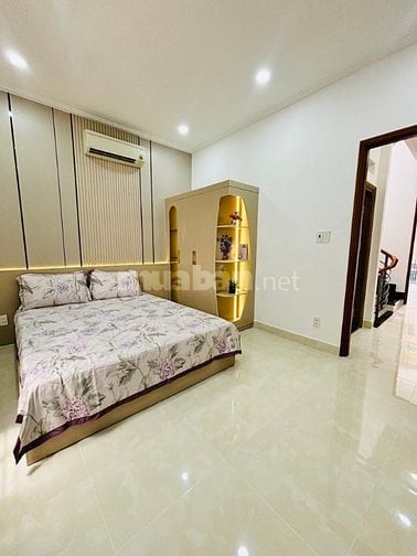 NHÀ ĐẸP-NGAY KHU VỰC SẦM UẤT-SỔ SÁCH CHUẨN CHỈNH-GIÁ TỐT NHẤT KHU VỰC