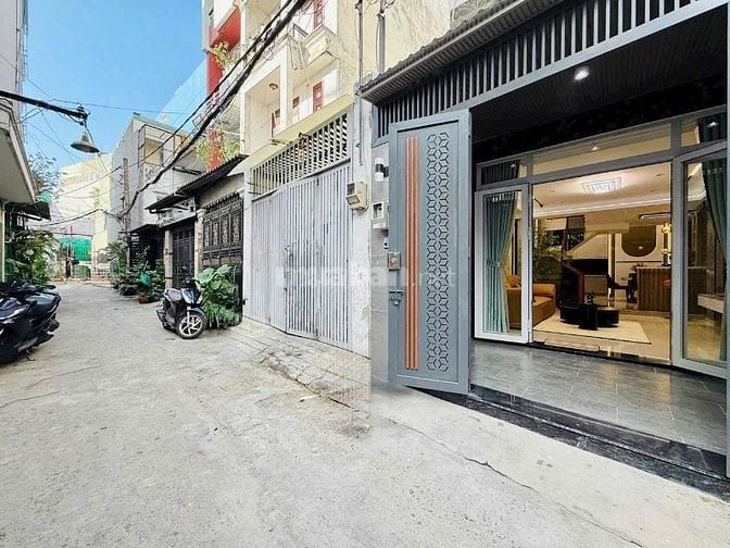 Nhà 38m2 Trần Bá Giao, Gò Vấp. Gần Đại học Văn Lang, xây 1 trệt 3 lầu.
