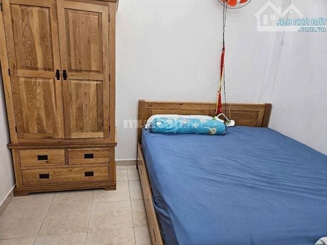 Cho thuê nhà Phạm văn Chiêu 2PN, 2WC giá 9tr/tháng