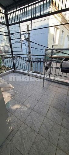 Cho thuê nhà Phạm văn Chiêu 2PN, 2WC giá 9tr/tháng