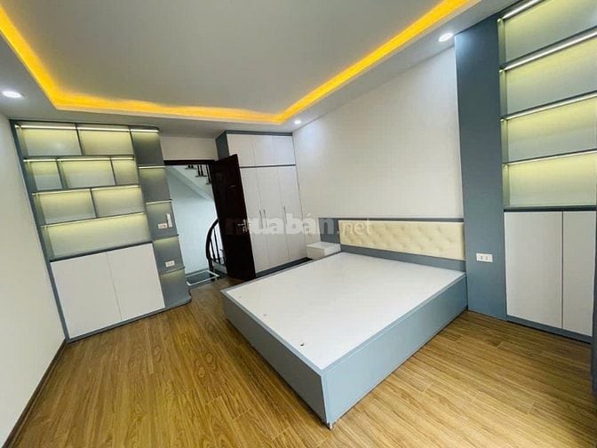 LÔ GÓC Ô TÔ ĐỖ CỬA 30M 5 TẦNG GIÁ 6,3 TỶ