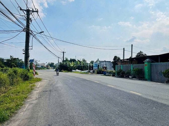 Lô đất thổ cư (6x27) mặt tiền Trần Tử Bình, xã Tân Thông Hội, Củ Chi. 