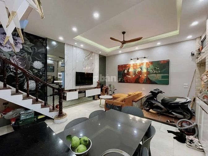 Bán nhà riêng 40m2, 4 tầng, 3 ngủ, tại Nguyễn Trãi, Thanh Xuân, Hà Nội