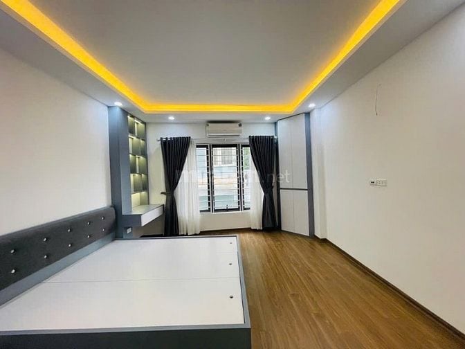 LÔ GÓC Ô TÔ ĐỖ CỬA 30M 5 TẦNG GIÁ 6,3 TỶ