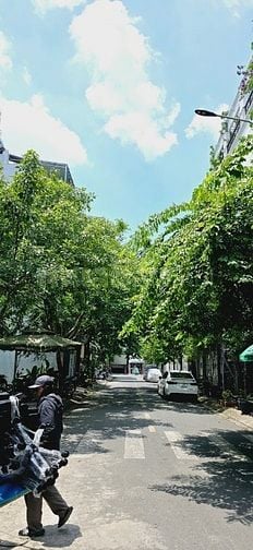 10 tr/th: Cho thuê nhà 2 tầngvăn phòng khu Vành Đai Tây, full nth VP