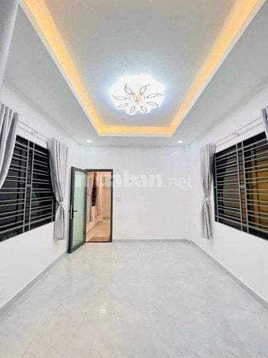 BÁN NHÀ 64m2/3tỷ650 - SẴN HĐ THUÊ 18Tr/Tháng Đ. HOÀNG DƯ KHƯƠNG, Q10 