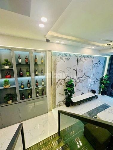 Cô Hoa định cư nước ngoài bán gấp nhà Nguyễn Trãi,Q5 56m2,giá 2tỷ150