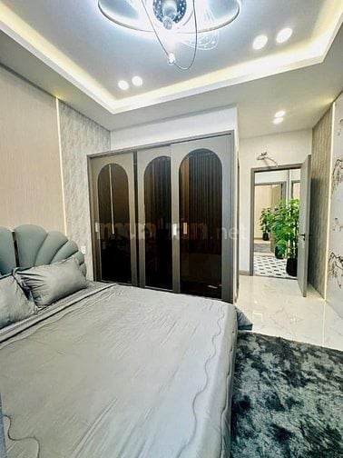 Cô Hoa định cư nước ngoài bán gấp nhà Nguyễn Trãi,Q5 56m2,giá 2tỷ150
