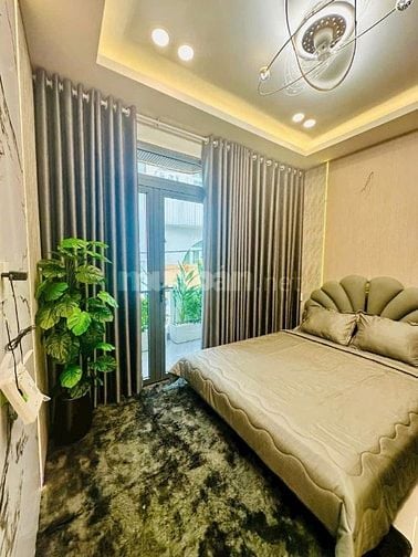 Cô Hoa định cư nước ngoài bán gấp nhà Nguyễn Trãi,Q5 56m2,giá 2tỷ150