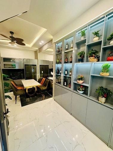 Cô Hoa định cư nước ngoài bán gấp nhà Nguyễn Trãi,Q5 56m2,giá 2tỷ150