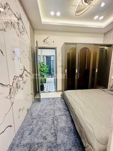 Cô Hoa định cư nước ngoài bán gấp nhà Nguyễn Trãi,Q5 56m2,giá 2tỷ150