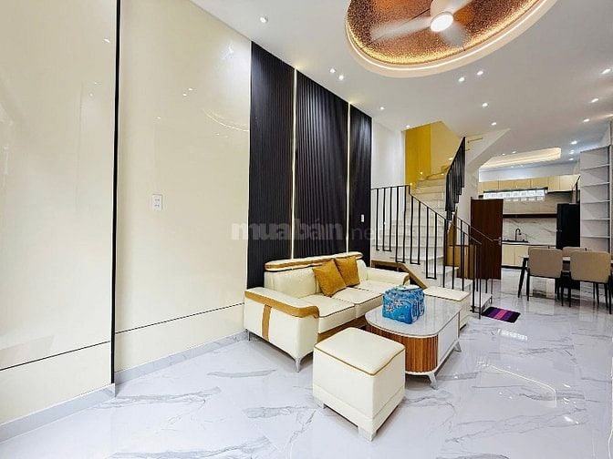 Siêu phẩm nhà đẹp giữa lòng quận 3 giá chỉ 1tỷ860 - kế bên Ga Sài Gòn
