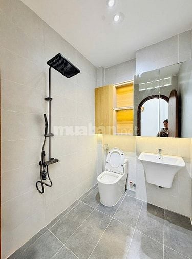 Siêu phẩm nhà đẹp giữa lòng quận 3 giá chỉ 1tỷ860 - kế bên Ga Sài Gòn