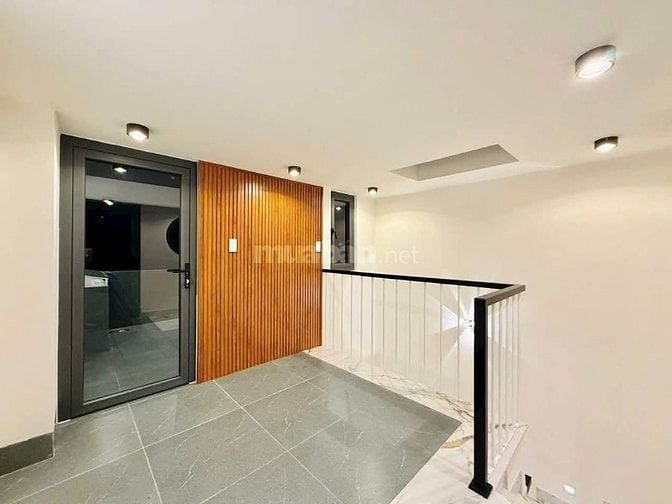 Đi nước ngoài định cư bán gấp nhà ở đường Tân Hoà Đông, phường 14, quậ