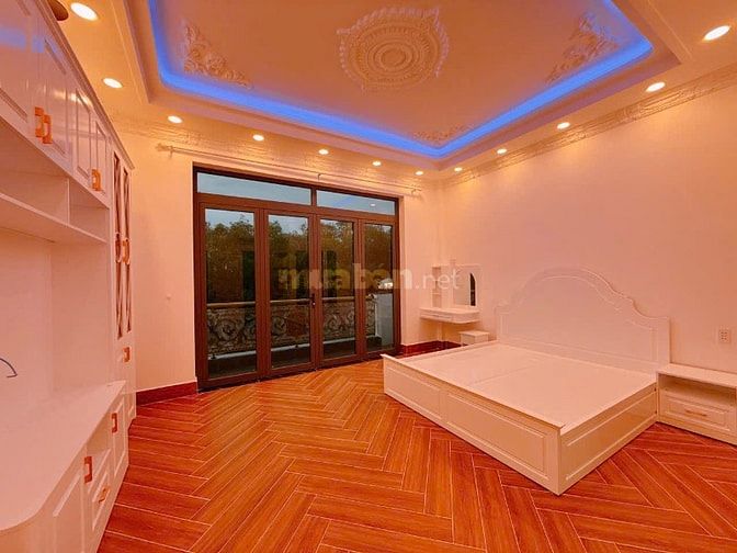 Hai Mặt Đường Dương Đình Nghệ ( 4 * 15 ) 3 Lầu Vị Trí Đỉnh Cao 12.9 Tỷ