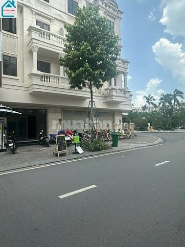Siêu Phẩm!!! Cho thuê 2 căn liền kề đườngsố 3 KDC Cityland GV_DT:10x20