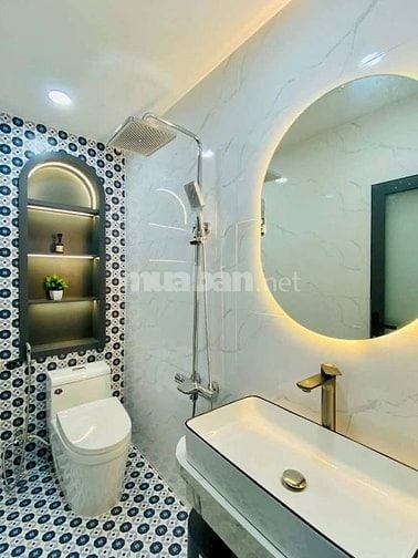 Đi nước ngoài định cư bán gấp nhà ở đường Thất Sơn, phường 15, quận 10