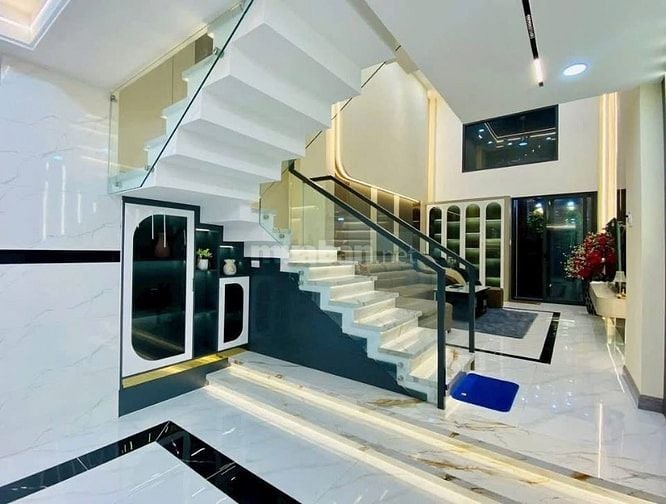 Đi nước ngoài định cư bán gấp nhà ở đường Thất Sơn, phường 15, quận 10