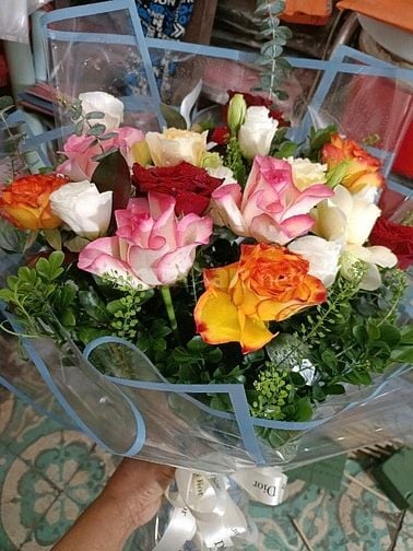 Shophoa PHƯƠNG LIÊN có đa dạng mẫu hoa mới lạ, trẻ trung, hiện đại