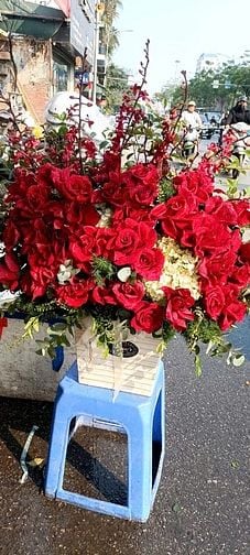 Shophoa PHƯƠNG LIÊN có đa dạng mẫu hoa mới lạ, trẻ trung, hiện đại