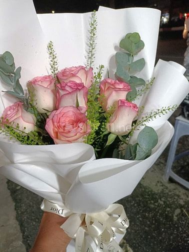 Shophoa PHƯƠNG LIÊN có đa dạng mẫu hoa mới lạ, trẻ trung, hiện đại