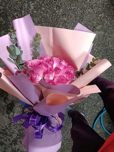 Shophoa PHƯƠNG LIÊN có đa dạng mẫu hoa mới lạ, trẻ trung, hiện đại