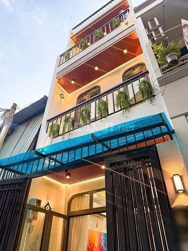 Hiếm có khó tìm chỉ 3tỷ250 sở hữu ngay nhà đẹp 52m2 ngay chợ Bến Thành
