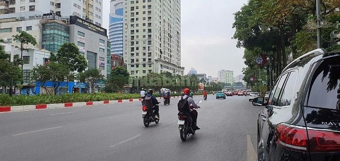 Hiếm! Bán tòa nhà VP mặt phố Hoàng Quốc Việt DT 270 m2 x MT 11 m x vị 