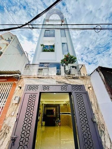 Nhà chính chủ cần ra gấp duy nhất căn Đ.Trần Hưng Đạo Q5 68M2 chỉ 3TỶ4