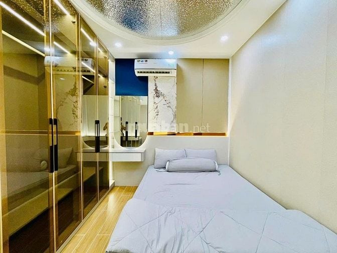 Nhà chính chủ cần ra gấp duy nhất căn Đ.Trần Hưng Đạo Q5 68M2 chỉ 3TỶ4