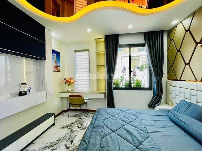 Nhà chính chủ cần ra gấp duy nhất căn Đ.Trần Hưng Đạo Q5 68M2 chỉ 3TỶ4