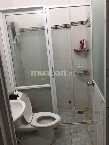 Nhà 4x13m chưa bao gồm sân riêng 4x3m , 2 phòng ngủ 2 nhà vệ sinh