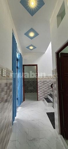 cách xe hơi quay đầu 1căn nhà 28/lương văn can P15Q8.4tỷ750(TL)