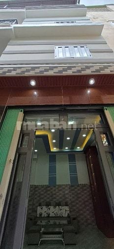cách xe hơi quay đầu 1căn nhà 28/lương văn can P15Q8.4tỷ750(TL)