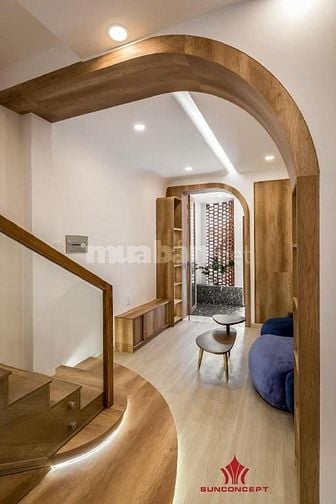 Nhà nhỏ xinh, hẻm xe hơi quận 7, chỉ nhỉnh 6 tỷ