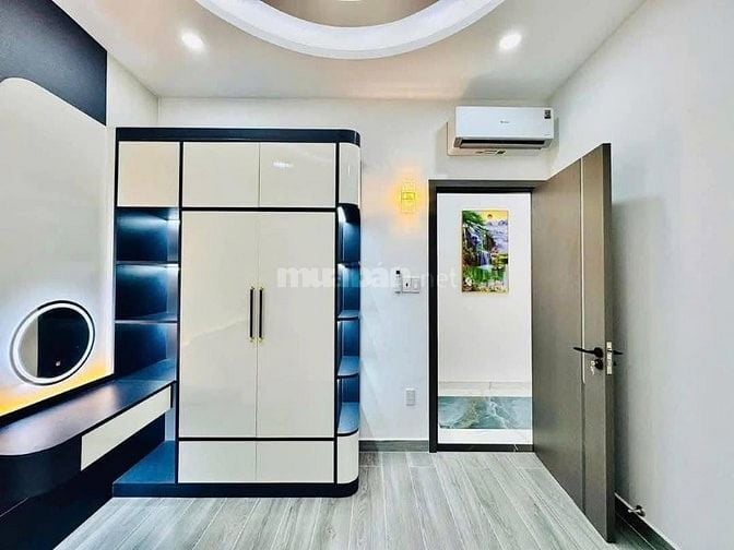 Nhà đẹp 43m2 gần chợ Cây Quéo - Hoàng Hoa Thám, Bình Thạnh chỉ 2ty850