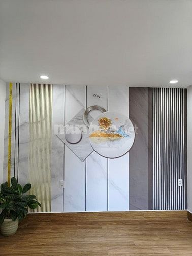 Cách mặt tiền Hưng Phú chỉ 10m P9Q8.nhà mới 2lầu.