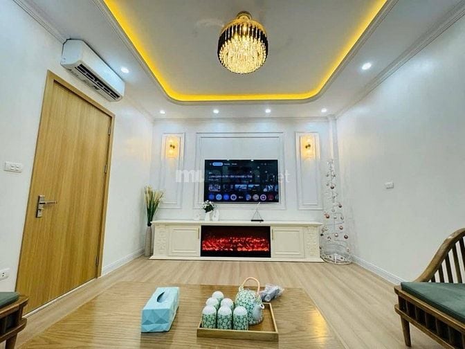 Nhà Đẹp Ở Luôn Minh Khai, Hai Bà Trưng 45m, 4 tầng, giá 9.2 tỷ.