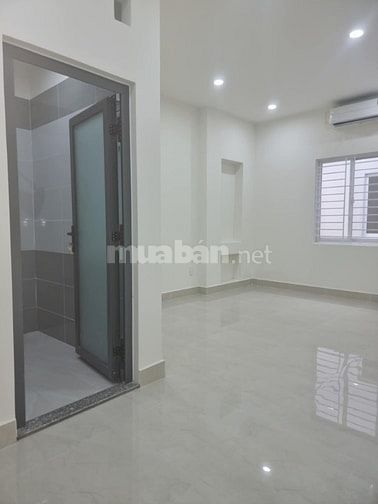 Căn hộ cho thuê, 4,8× 17,5 , dòng tiền 20tr, 6 phòng