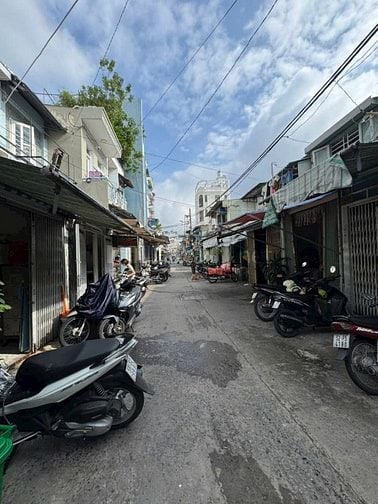 Nhà 2 lầu hẻm xe tải 6m Vũ Tùng, P2, Q.Bình Thạnh.
