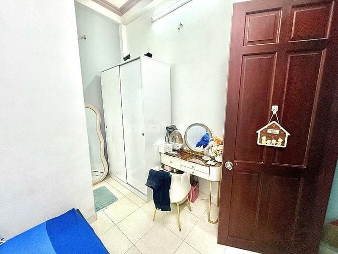 Bán gấp nhà Khuông Việt-3 Tầng-HXH 6m thông- 5.9 TL