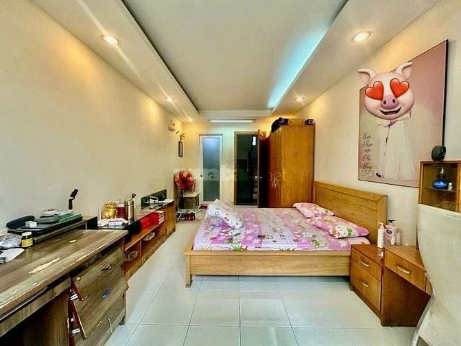 CHỦ GẤP BÁN GIẢM 600TR Nguyễn Đình chiểu Q3.Giá 7tỷ.DT54m2, 4 tầng, 4.