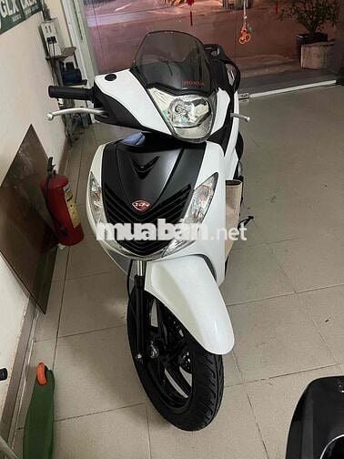 sh 150i nhập Ý ngũ quý 8