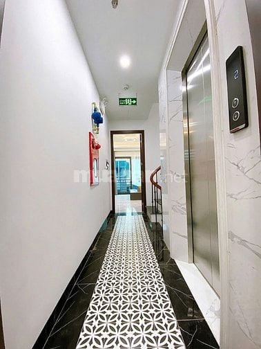 Nhà Đẹp Dòng Tiền, Đường Hoàng Mai 50m, 7 tầng, mt 4.3m, giá 14.8 tỷ.