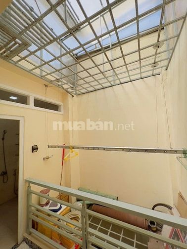 Cho thuê nhà mới đẹp hẻm xe hơi 4.2 x 18 m dúc lầu đs1 p16 gò vấp 11.5