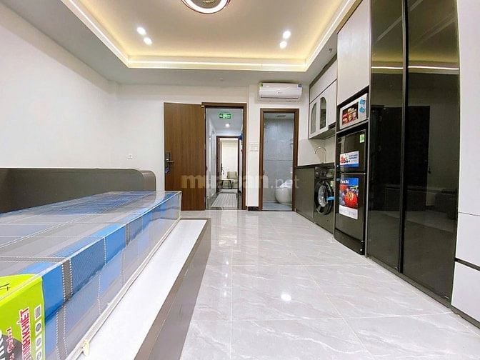 Nhà Đẹp Dòng Tiền, Đường Hoàng Mai 50m, 7 tầng, mt 4.3m, giá 14.8 tỷ.