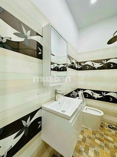 SĂN NHÀ GIÁ TỐT Đ. PHAN VĂN HÂN, BÌNH THẠNH. DT 62,9m2/3tỷ550 - SỔ SẴN