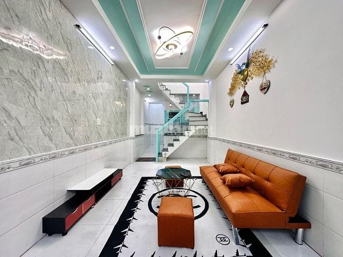 Chính chủ bán nhà MT đường (12m) Tô Hiệu, Tân Phú 61.2m2 chỉ 955 tr