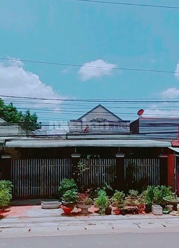Nhà 9m mặt tiền quốc lộ phù hợp kinh doanh. 447m2. 7,2 tỷ 