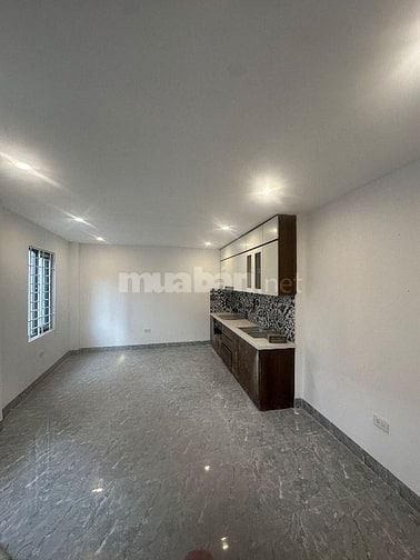 CHÍNH CHỦ Cho thuê nhà mặt phố Thuỵ Khuê, DT 60m2x 4 tầng,